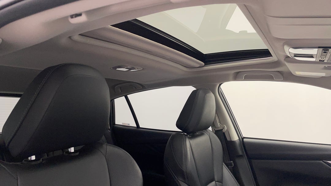 Interior Sunroof/Moonroof