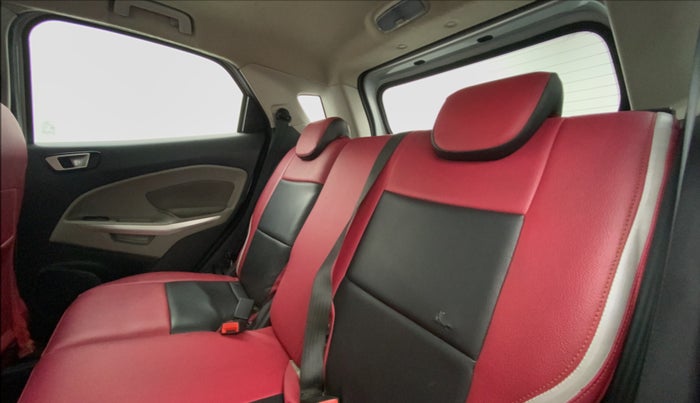 2014 Ford Ecosport TITANIUM 1.0L ECOBOOST, Petrol, Manual, 80,646 km, Right Side Rear Door Cabin