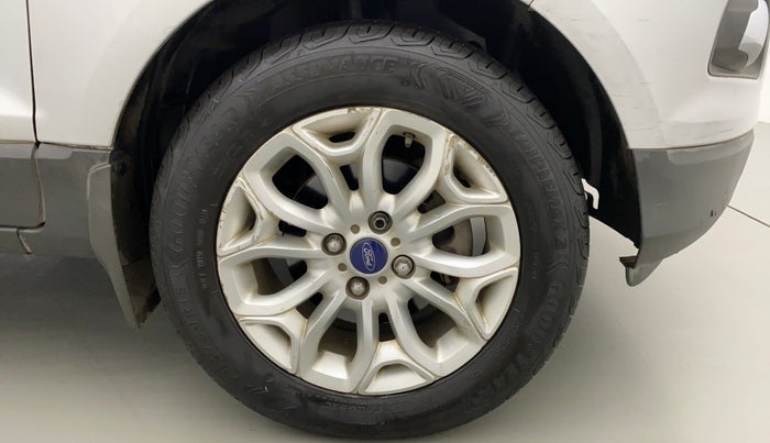 2014 Ford Ecosport TITANIUM 1.0L ECOBOOST, Petrol, Manual, 80,646 km, Right Front Wheel