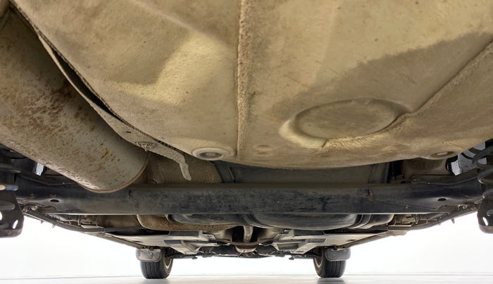 2015 Volkswagen Vento HIGHLINE PETROL, Petrol, Manual, 70,950 km, Rear Underbody