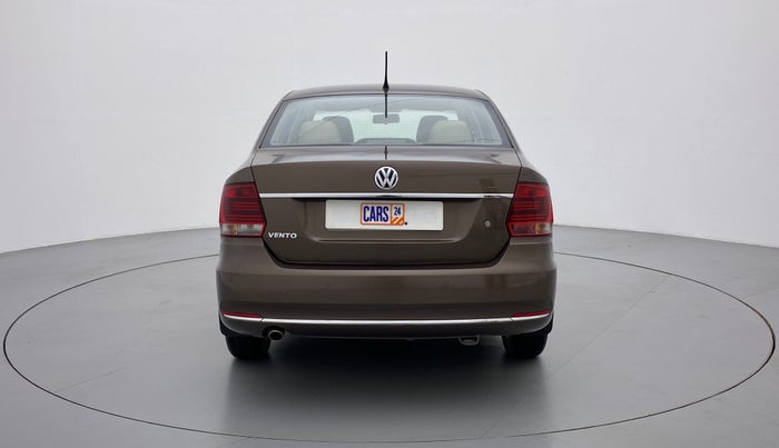 2015 Volkswagen Vento HIGHLINE PETROL, Petrol, Manual, 70,950 km, Back/Rear