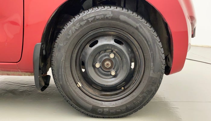 2018 Datsun Redi Go T (O), CNG, Manual, 39,594 km, Right Front Wheel