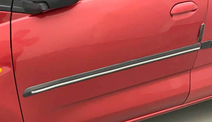 2018 Datsun Redi Go T (O), CNG, Manual, 39,594 km, Front passenger door - Slightly dented