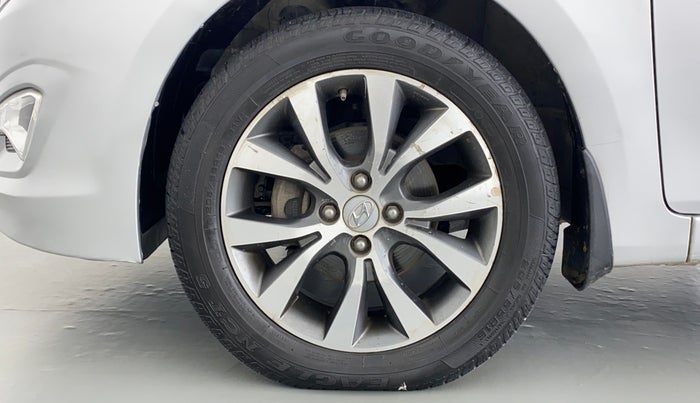 2017 Hyundai Verna 1.6 SX VTVT AT, Petrol, Automatic, 61,747 km, Left Front Wheel