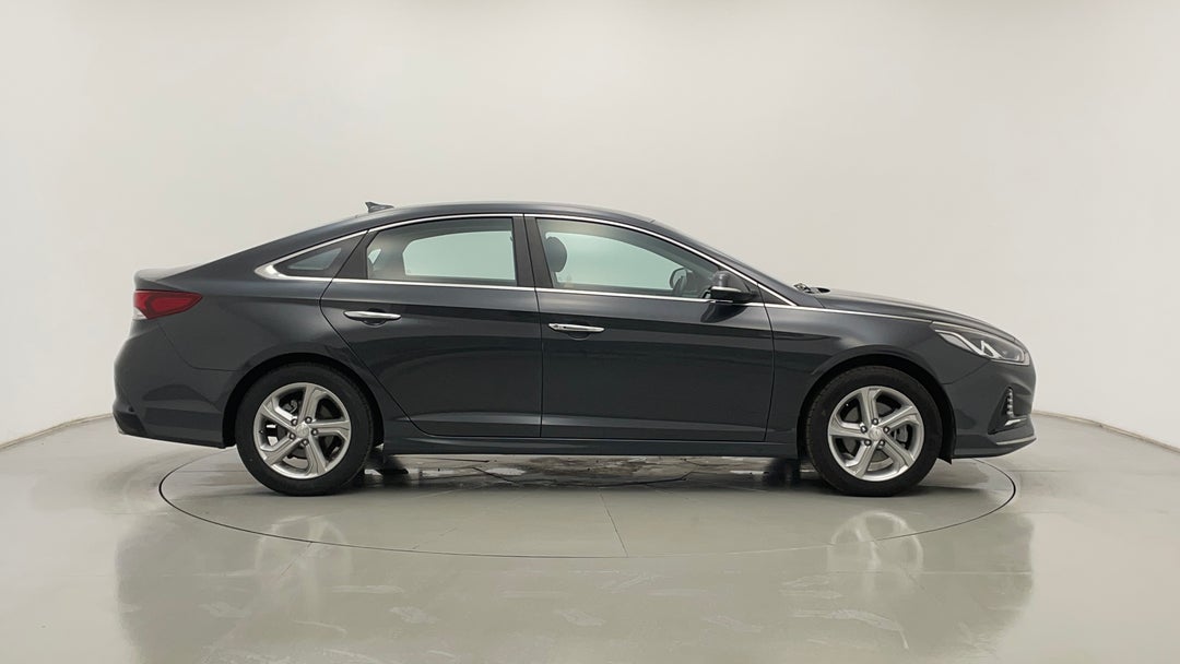 2018 Hyundai Sonata Active, Automatic, 108925 km, Right Side View