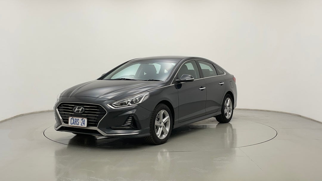2018 Hyundai Sonata Active, Automatic, 108925 km, Left Front Diagonal (45- Degree) View