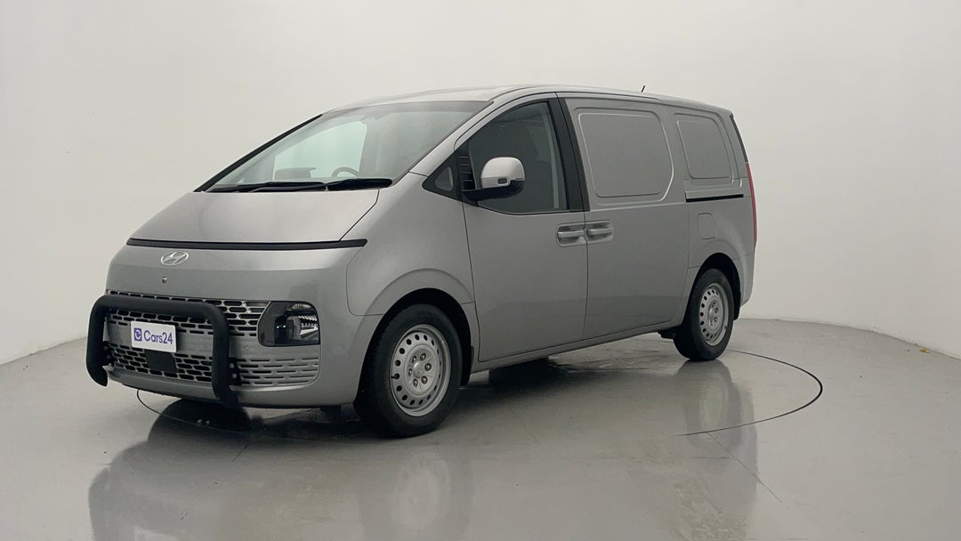 Left Front Diagonal (45- Degree) View