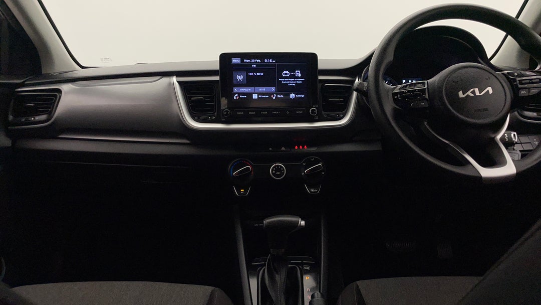 2022 Kia Stonic S, Automatic, 56342 km, Dashboard View