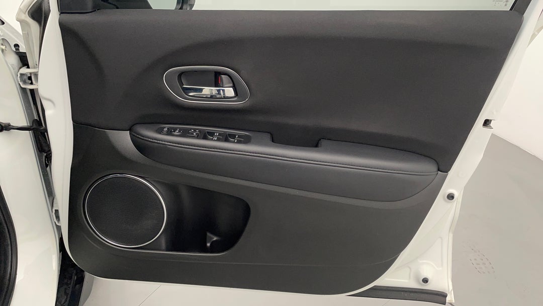 2016 Honda HR-V Vti-s, Automatic, 33171 km, Speaker View