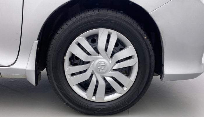 2014 Honda City SV CVT PETROL, Petrol, Automatic, 32,125 km, Right Front Wheel