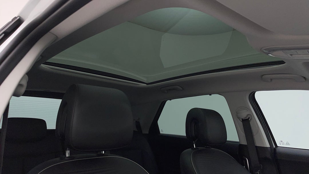 Interior Sunroof/Moonroof