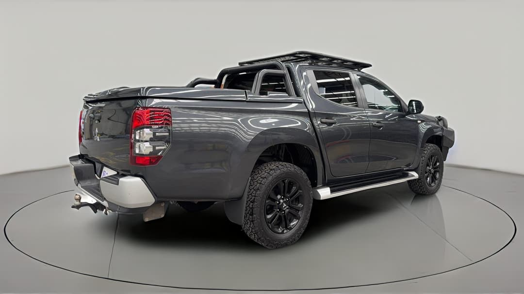 2022 Mitsubishi Triton Glx-r (4x4), Automatic, 37568 km, Right Back Diagonal (45- Degree) View