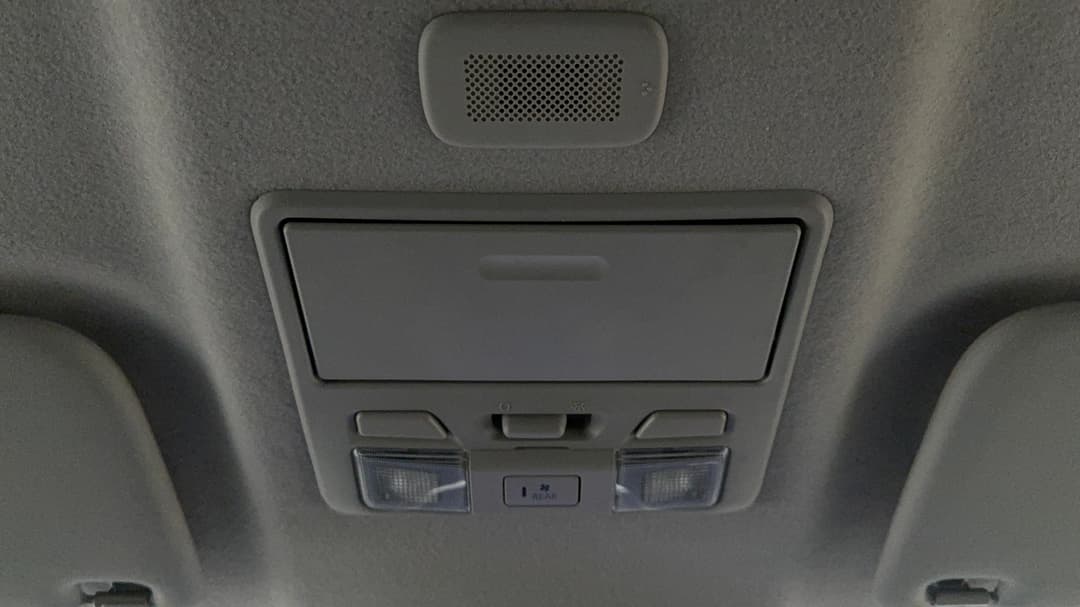 2022 Mitsubishi Triton Glx-r (4x4), Automatic, 37568 km, On-Roof Controls/Sunglass holder