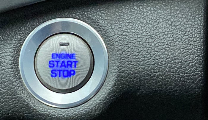 2017 Hyundai New Elantra 2.0 SX(O) AT PETROL, Petrol, Automatic, 61,739 km, Keyless Start/ Stop Button