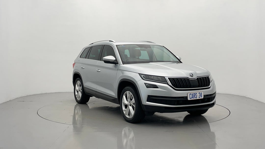 Right Front Diagonal (45- Degree) View