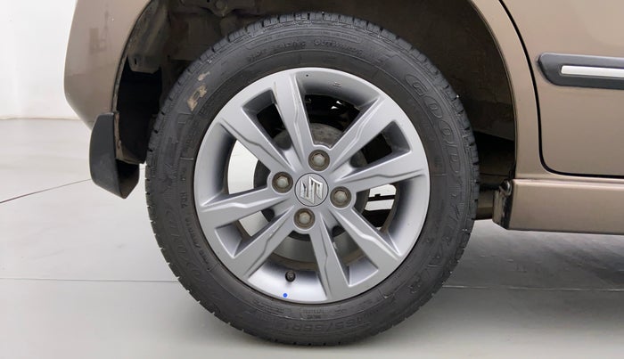 2017 Maruti Wagon R 1.0 VXI PLUS, Petrol, Manual, 27,844 km, Right Rear Wheel