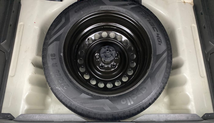 2017 Maruti Vitara Brezza ZDI PLUS, Diesel, Manual, 57,214 km, Spare Tyre
