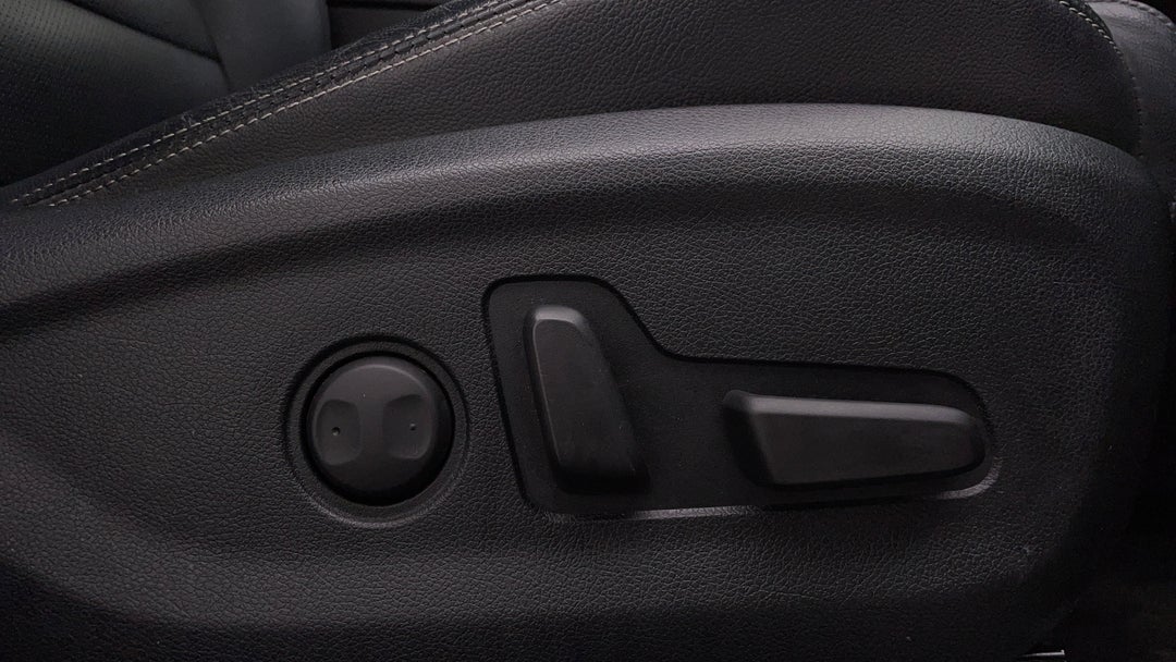 2017 Kia Sportage Gt-line (awd), Automatic, 66944 km, Drivers Side Adjustment Panel