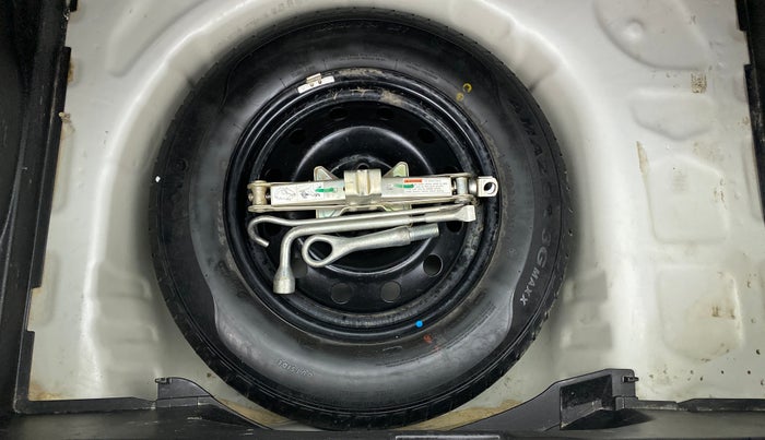 2018 Maruti Swift VXI, Petrol, Manual, 61,025 km, Spare Tyre