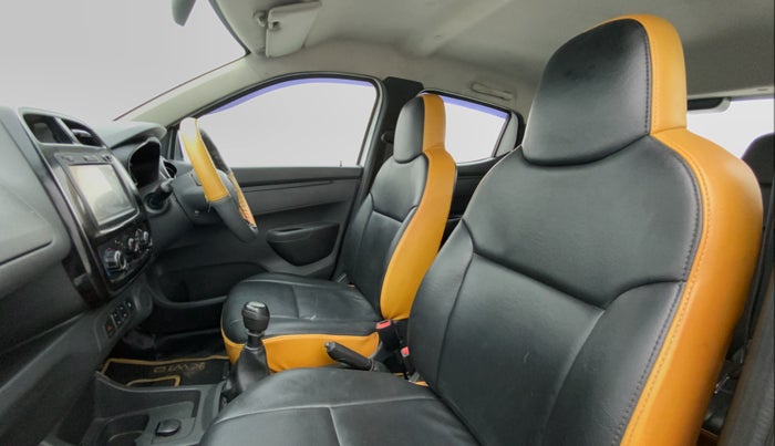 2016 Renault Kwid 1.0 RXT, Petrol, Manual, 56,374 km, Right Side Front Door Cabin