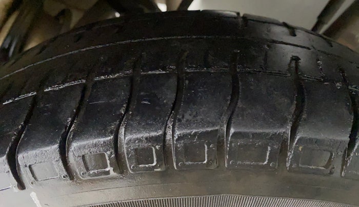 2019 Maruti Alto 800 VXI, Petrol, Manual, 45,377 km, Left Rear Tyre Tread