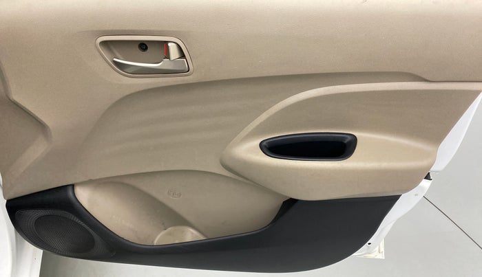 2018 Hyundai NEW SANTRO 1.1 SPORTZ MT CNG, CNG, Manual, 73,520 km, Driver Side Door Panels Control