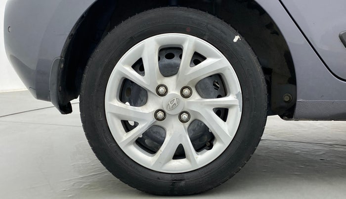 2019 Hyundai Grand i10 1.2 KAPPA SPORTZ (O), Petrol, Manual, 28,787 km, Right Rear Wheel