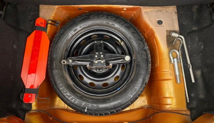 2016 Tata Tiago XZ 1.2 REVOTRON, Petrol, Manual, 37,406 km, Spare Tyre