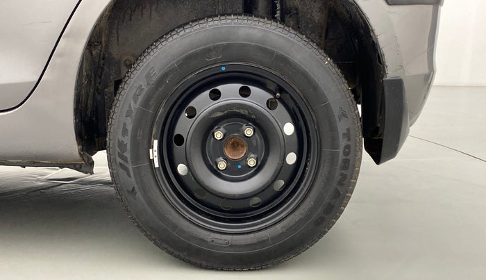 2013 Maruti Swift VDI, Diesel, Manual, 50,384 km, Left Rear Wheel