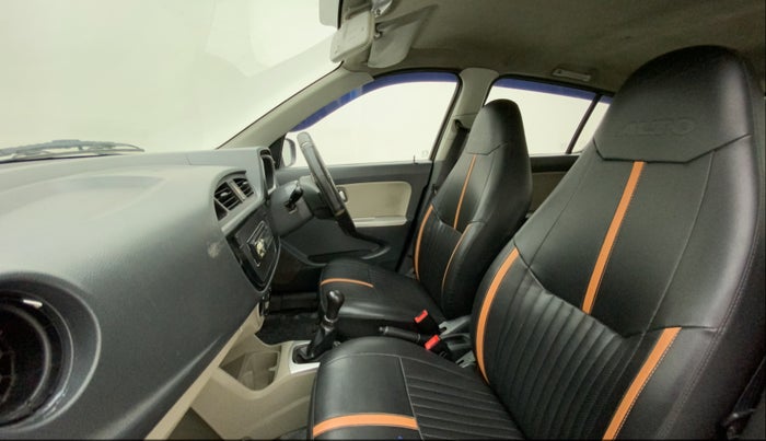 2015 Maruti Alto K10 VXI, Petrol, Manual, 81,846 km, Right Side Front Door Cabin
