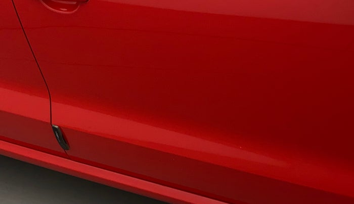 2016 Volkswagen Polo HIGHLINE1.5L, Diesel, Manual, 86,963 km, Driver-side door - Slightly dented