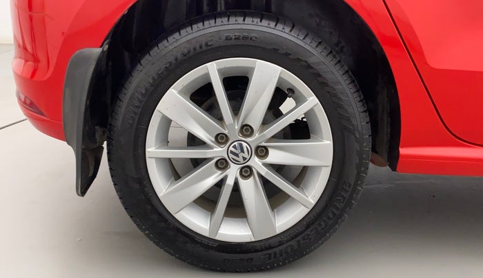 2016 Volkswagen Polo HIGHLINE1.5L, Diesel, Manual, 86,963 km, Right Rear Wheel