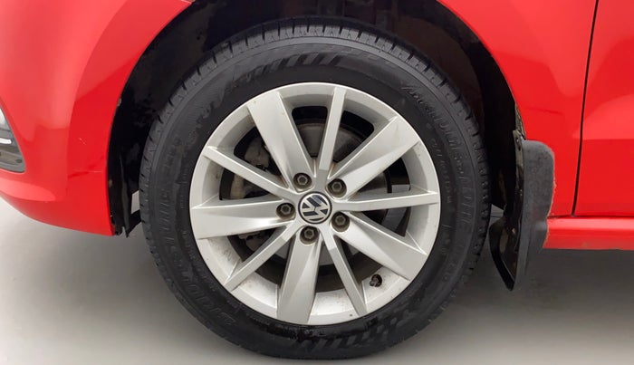 2016 Volkswagen Polo HIGHLINE1.5L, Diesel, Manual, 86,963 km, Left Front Wheel