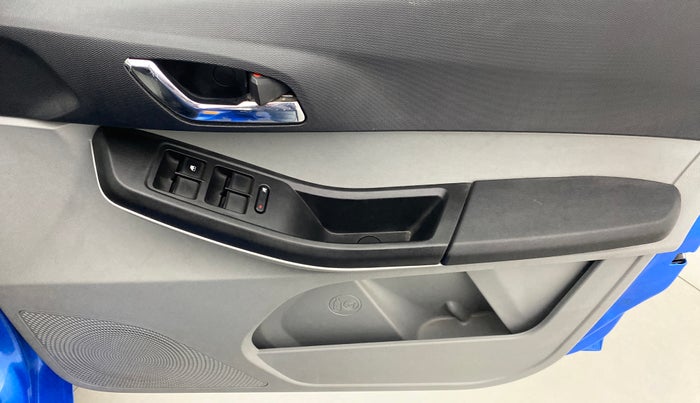 2020 Tata Tiago XZ+ 1.2 Revotron, Petrol, Manual, 9,686 km, Driver Side Door Panels Control