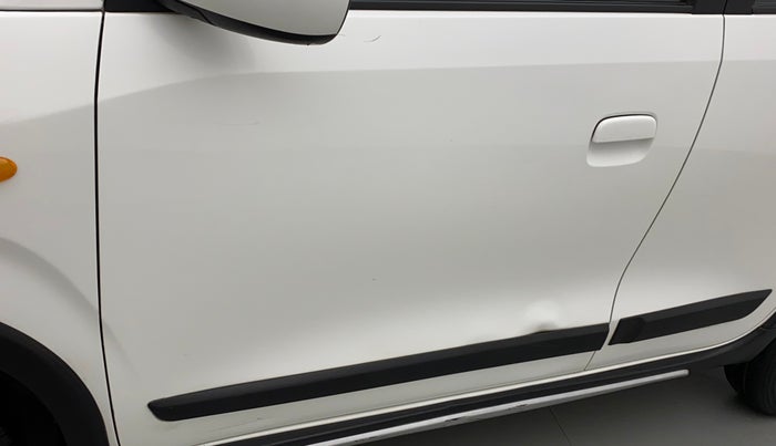 2019 Maruti New Wagon-R VXI 1.2, Petrol, Manual, 50,007 km, Front passenger door - Minor scratches