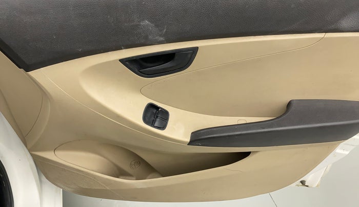 2018 Hyundai Eon ERA PLUS, Petrol, Manual, 51,864 km, Driver Side Door Panels Control