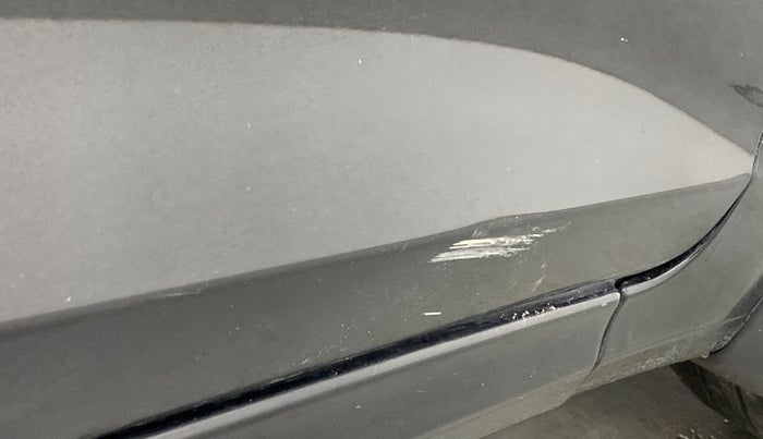 2021 Hyundai Verna SX 1.5 VTVT, Petrol, Manual, 19,214 km, Driver-side door - Minor scratches