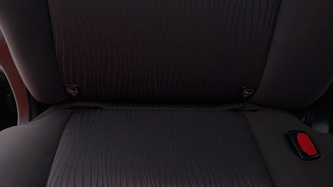 2022 Toyota Fortuner Gx, Automatic, 98033 km, Child Seat Anchor Points