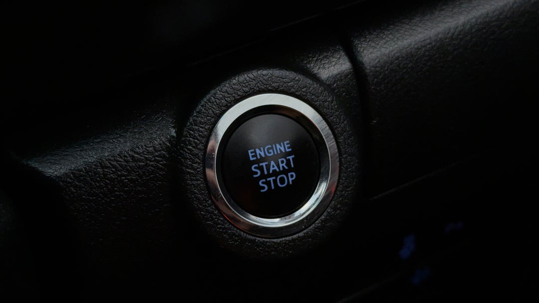 2022 Toyota Fortuner Gx, Automatic, 98033 km, Keyless / Button Start