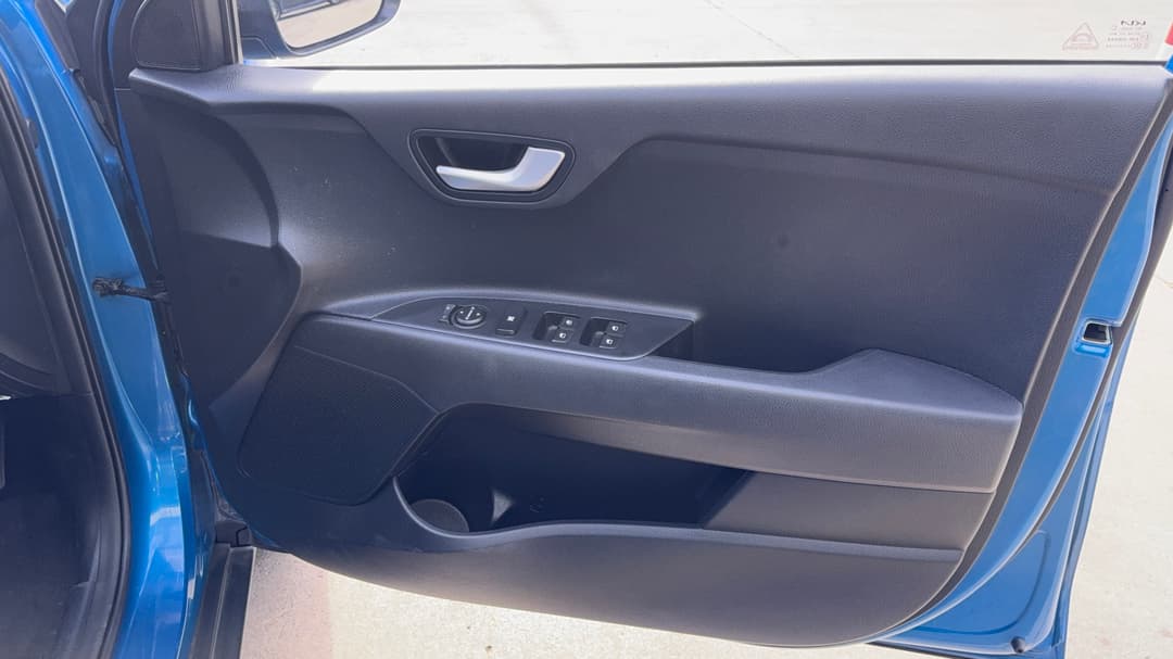 2022 Kia Stonic S, Automatic, 61661 km, Speaker View