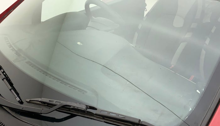 2014 Hyundai Xcent S 1.2, Petrol, Manual, 24,478 km, Front windshield - Minor spot on windshield