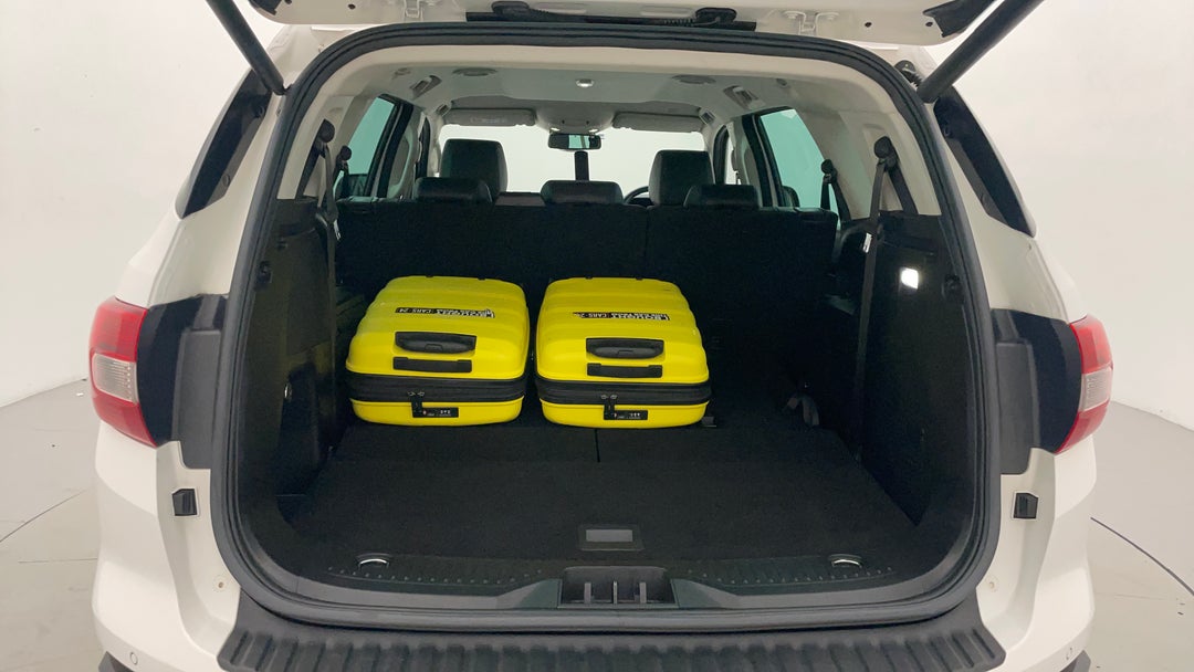 2022 Ford Everest Sport (rwd), Automatic, 37872 km, Boot Inside View with Luggage
