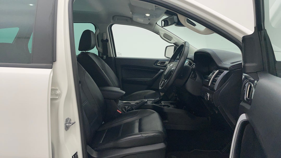 2022 Ford Everest Sport (rwd), Automatic, 37872 km, Right Side Front Door Cabin View
