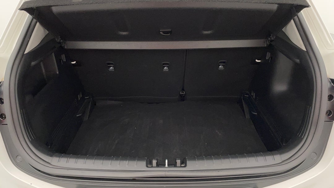 2023 Kia Stonic S, Automatic, 15587 km, Boot Inside View