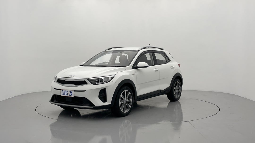 2023 Kia Stonic S, Automatic, 15587 km, Left Front Diagonal (45- Degree) View