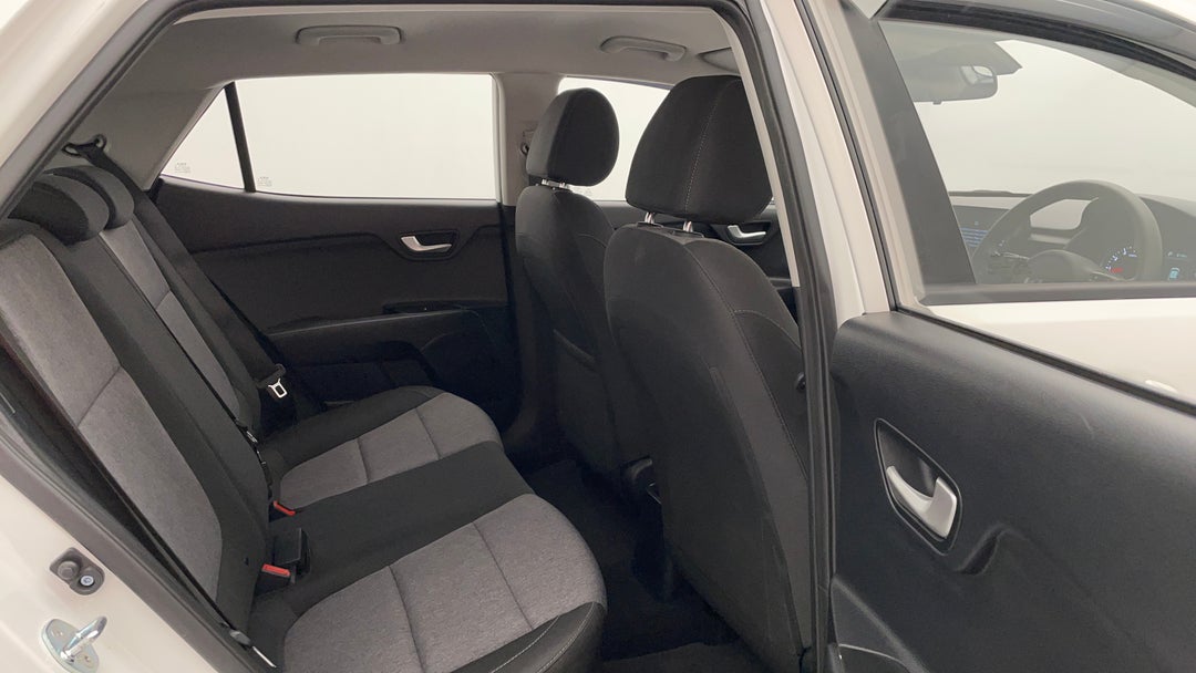 2023 Kia Stonic S, Automatic, 15587 km, Right Side Rear Door Cabin View