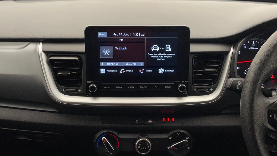 2023 Kia Stonic S, Automatic, 15587 km, Infotainment System