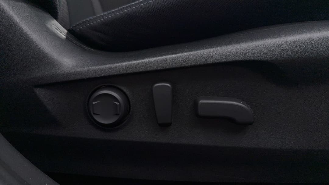 2023 Subaru Outback AWD, Automatic, 54539 km, Drivers Side Adjustment Panel