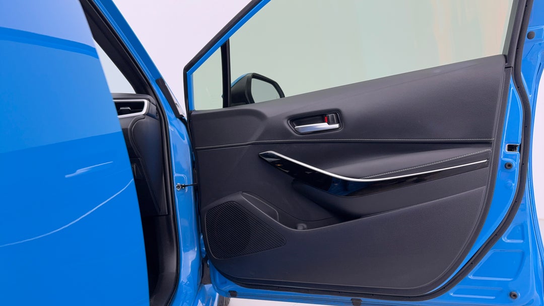 2020 Toyota Corolla Zr, Automatic, 38914 km, Speaker View