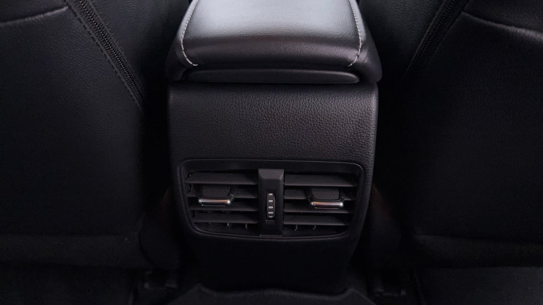 2020 Toyota Corolla Zr, Automatic, 38914 km, Rear A/C Vent